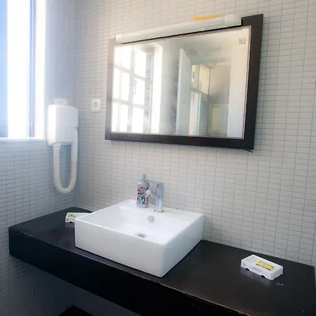 게스트하우스 Furabeach Alojamentos 푸라도우로